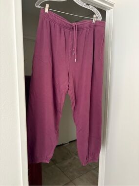 VICTORIA SECRET WILD ROSE CAMPUS FLEECE SWEATPANTS SIZE XL REGULAR